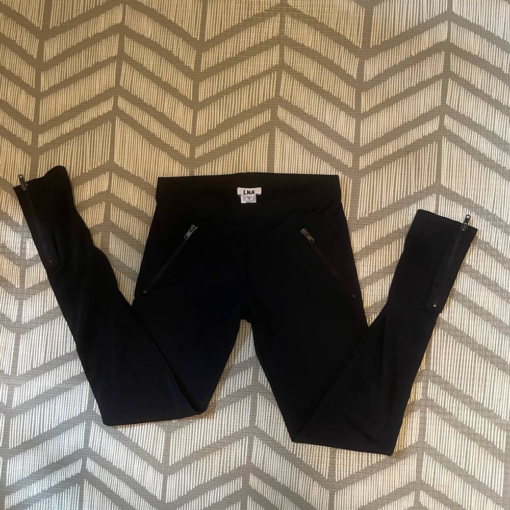 Black LNA Leggings